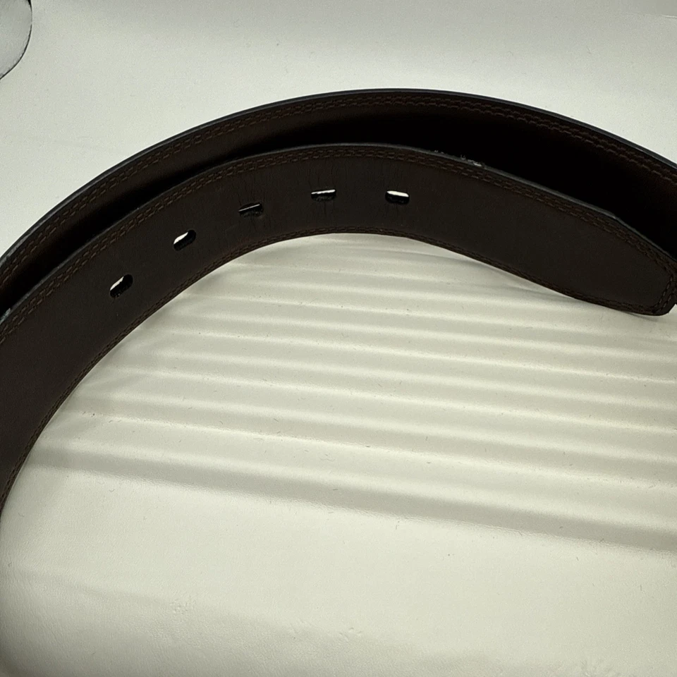 Levi's мужской кожаный ремень двусторонний черный коричневый редкая фурнитура 34 повседневное платье - Изображение 4 из 4