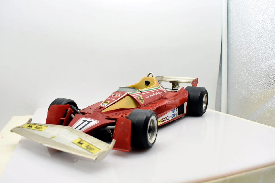 Modellini auto FORMULA 1 scala 1:14 ferrari 312 T2 burago Reutemann modellismo - Immagine 2 di 3