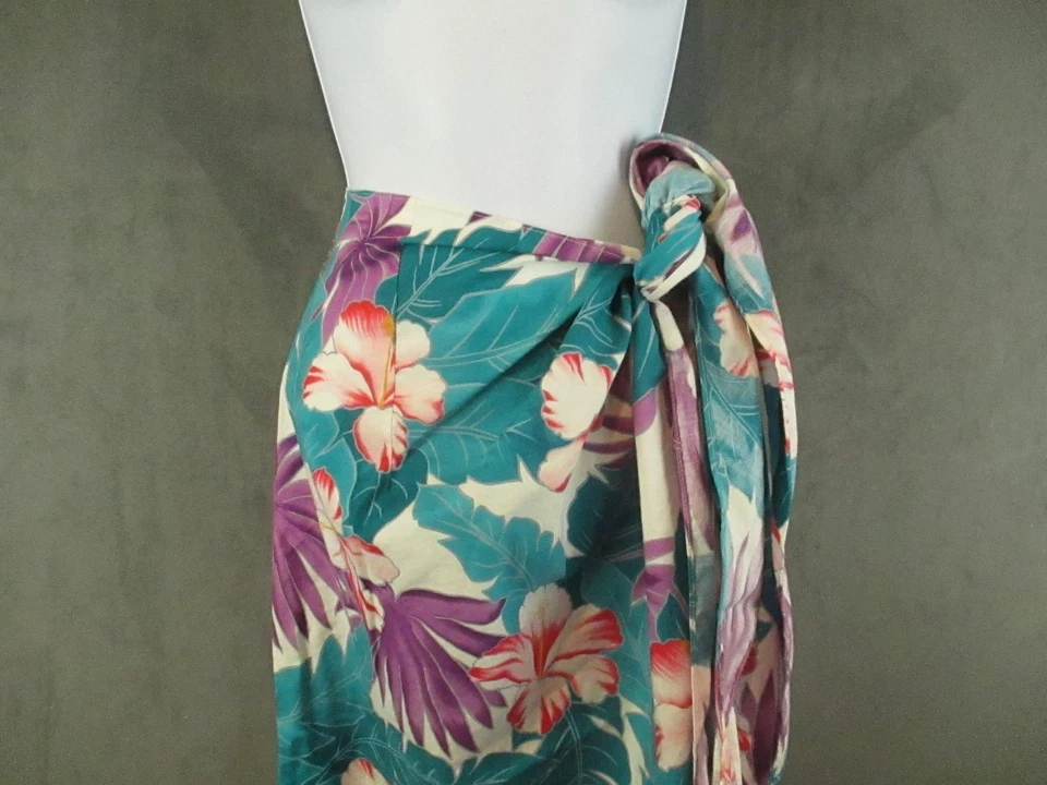 Falda envolvente Hilo Hattie para mujer talla única verde azulado púrpura hibisco pareo hecha en EE. UU. Foto 2 de 4
