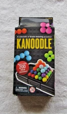 Kanoodle 3D - Brain Teaser Puzzle Game BRAND NEW with 200 puzzles (vertical pkg)