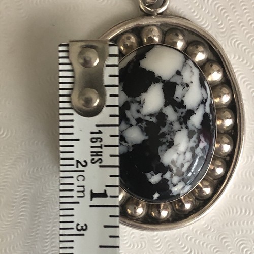 Mexico 925 Silver Black & White Stone Pendant White Buffalo Turquoise ? 21 grams - Picture 11 of 17