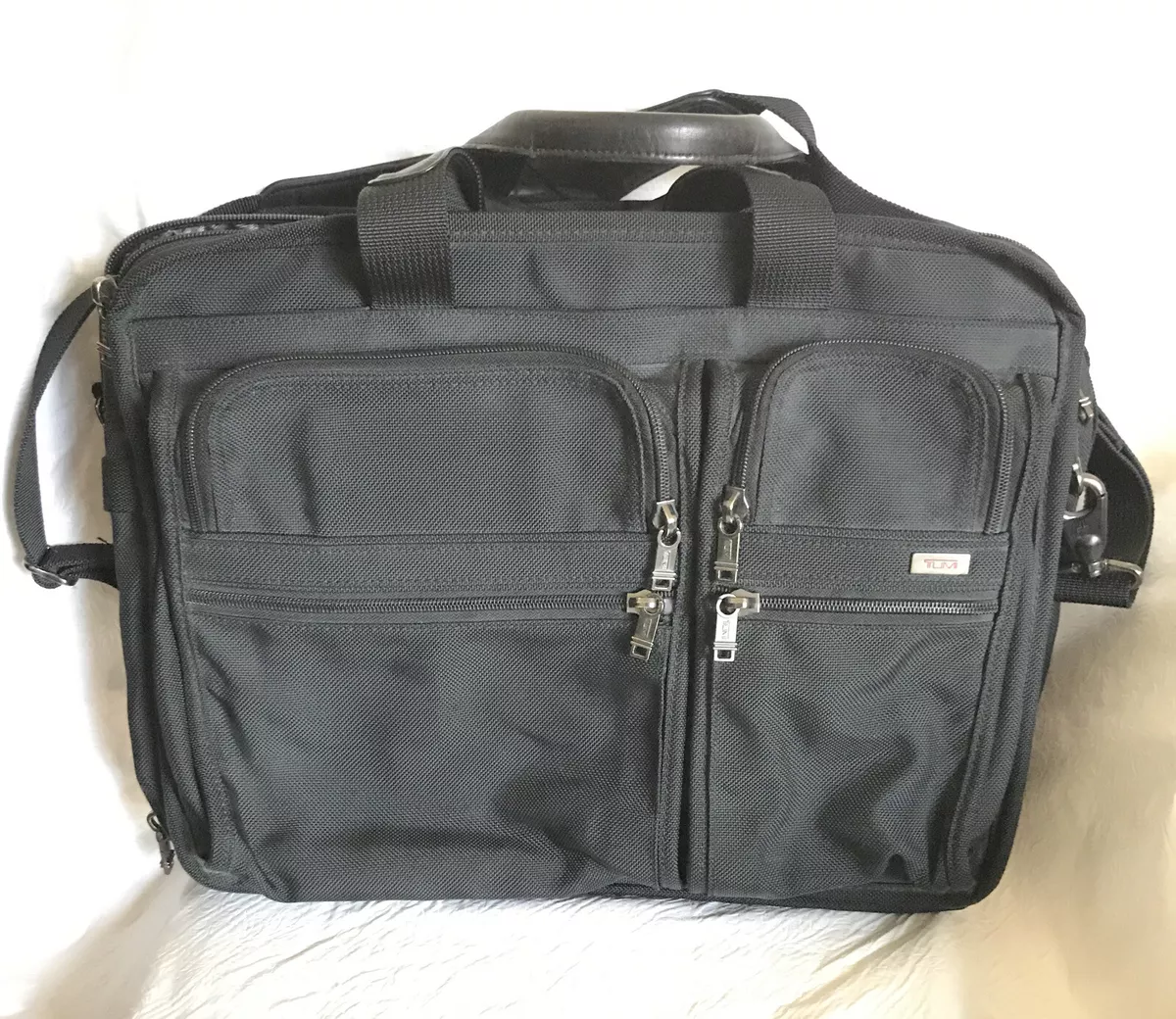 Tumi alpha 2 expandable laptop brief top