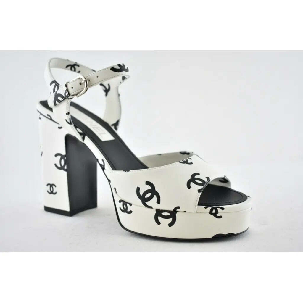 Chanel 22S White Black Lambskin CC Logo Platform Strap Block Heel