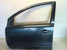Porte avant et accessoires Nissan NOTE
