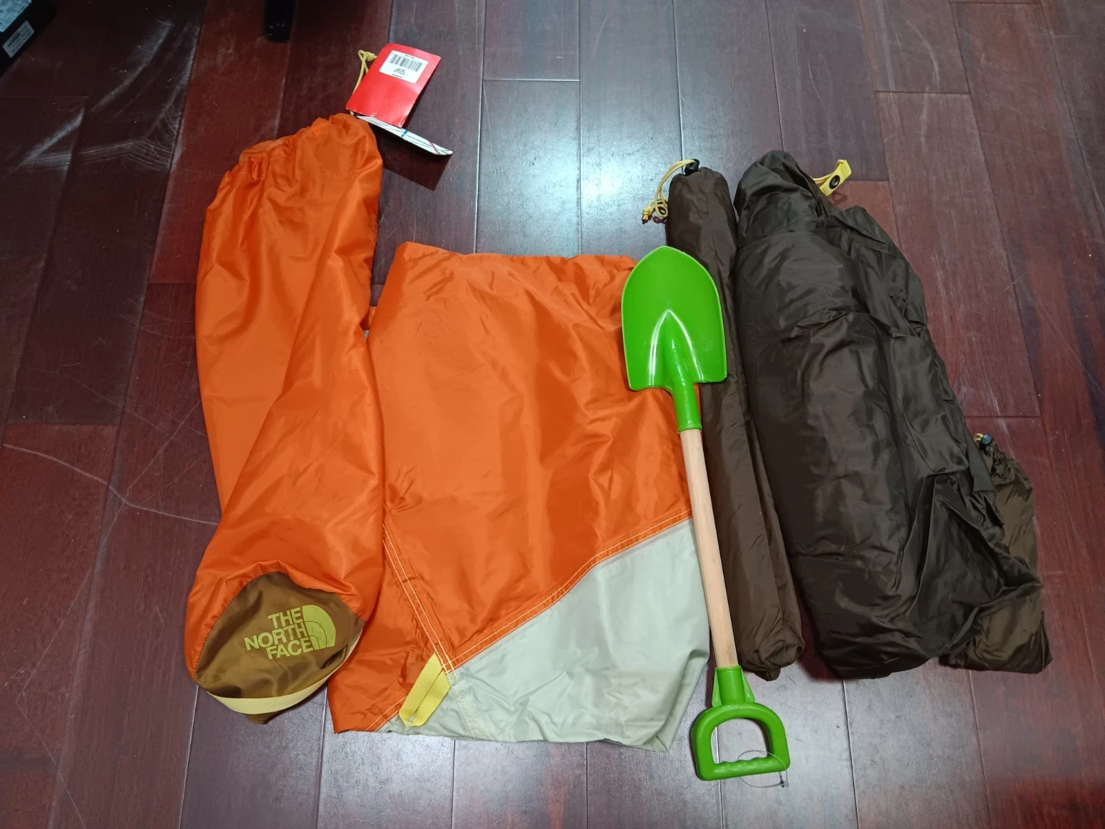 The North Face Tadpole 33 Dome 1-2 Person ORN Used