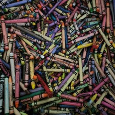 2.5lbs Crayons Bulk Bag of Used Mixed Colors Mostly Crayola Brand