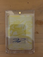 MIKE PIAZZA 2023 LEAF VIVID STREET SIGNS YELLOW PRINTING PLATE AUTO 1/1