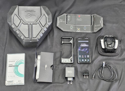 ASUS ROG Phone 7 Ultimate 512GB   *FOR PARTS AS IS* PLEASE READ DESCRIPTION