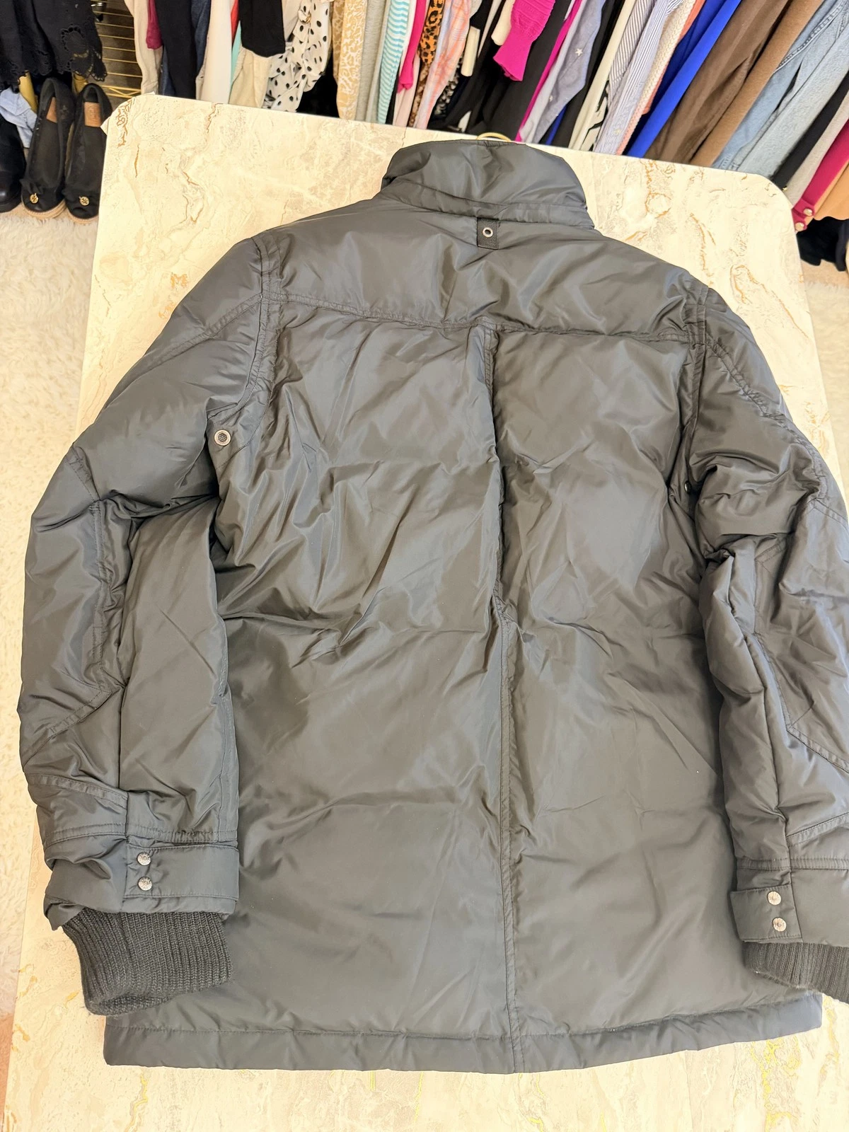 GUESS Men's Black Padded Utility Field Jacket – Multi-Pocket Winter Coat - product detail image 10