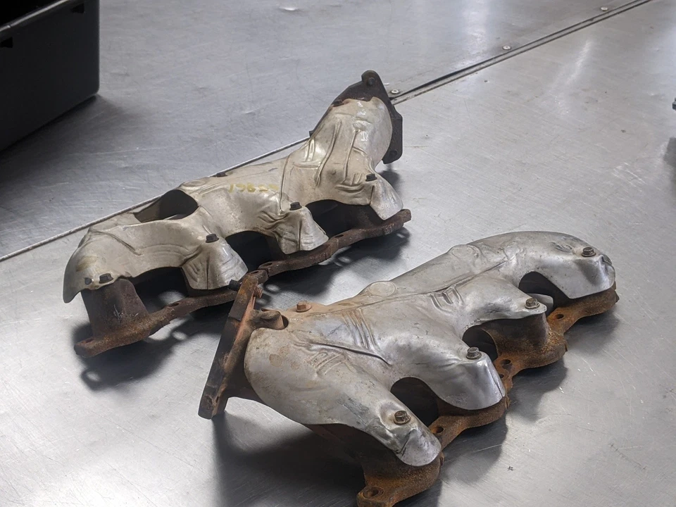 Conjunto de pares coletor de escape para 04-14 Cadillac Escalade ESV 6.2 12616288 L9H - Imagem 4 de 4