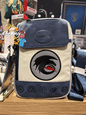 DreamWorks How To Train Your Dragon Toothless Icon Crossbody Bag