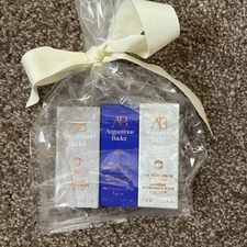 Augustinus Bader Sample Set plus make up bag 