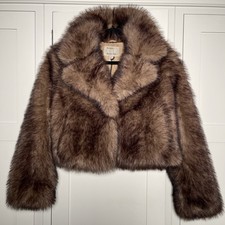 River Island Viral Sold Out Brown Short Plush Faux Fur Jacket Coat Size Small