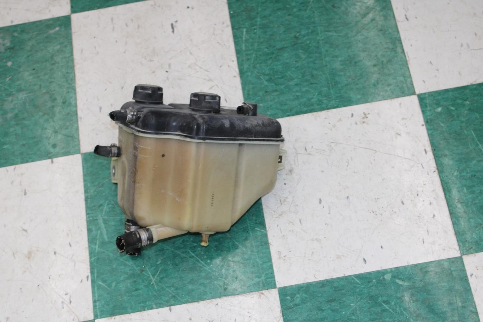 14-19 GHIBLI 3.0L Engine Coolant Reservoir Overflow Expansion Tank OEM Factory