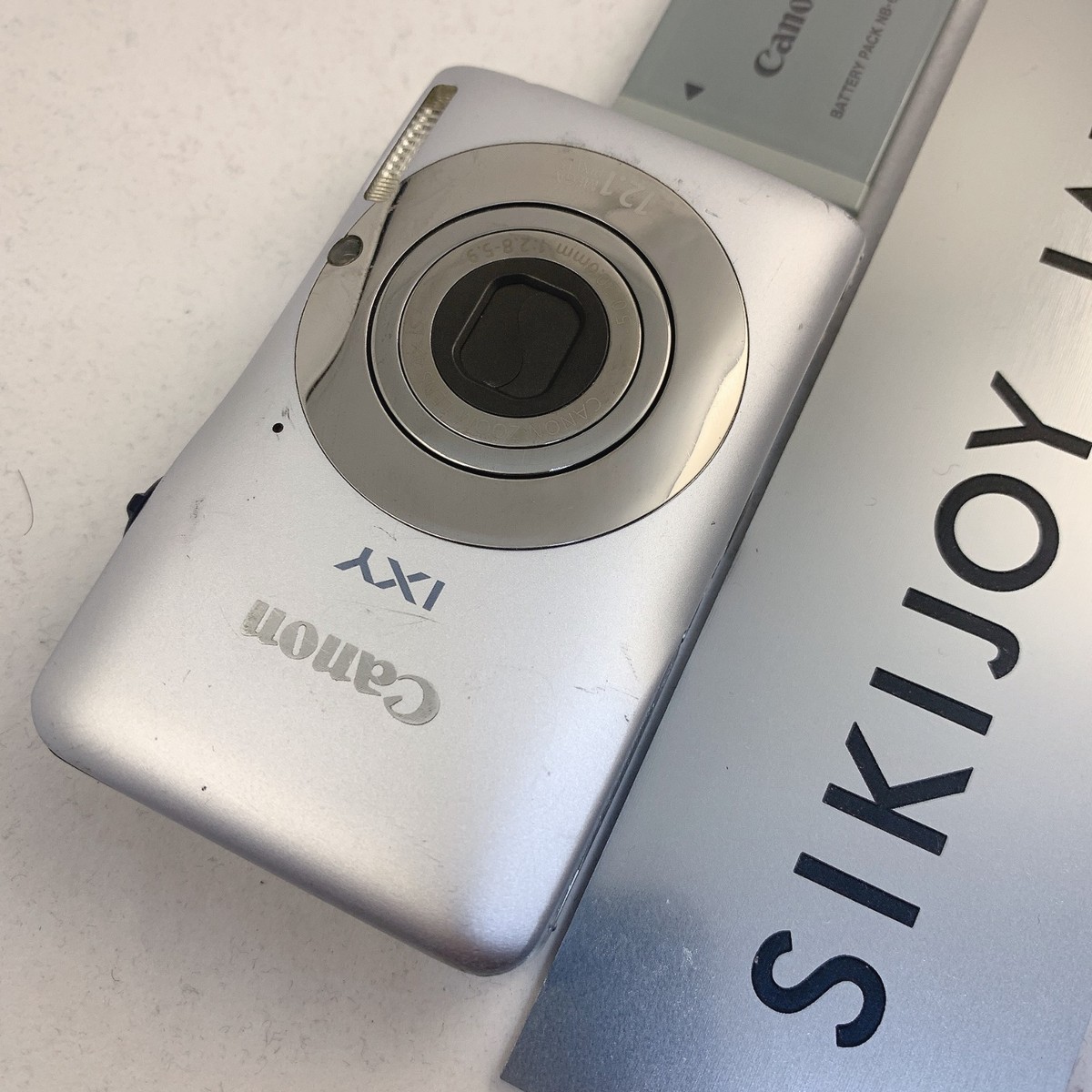 Canon PowerShot SD1300 IS IXY 200F Silver 12.1MP Digital Camera 4x
