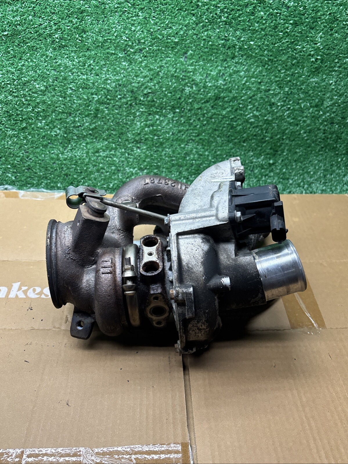 14-20 Maserati Ghibli Quattroporte Levante Right Turbocharger Manifold Assy OEM