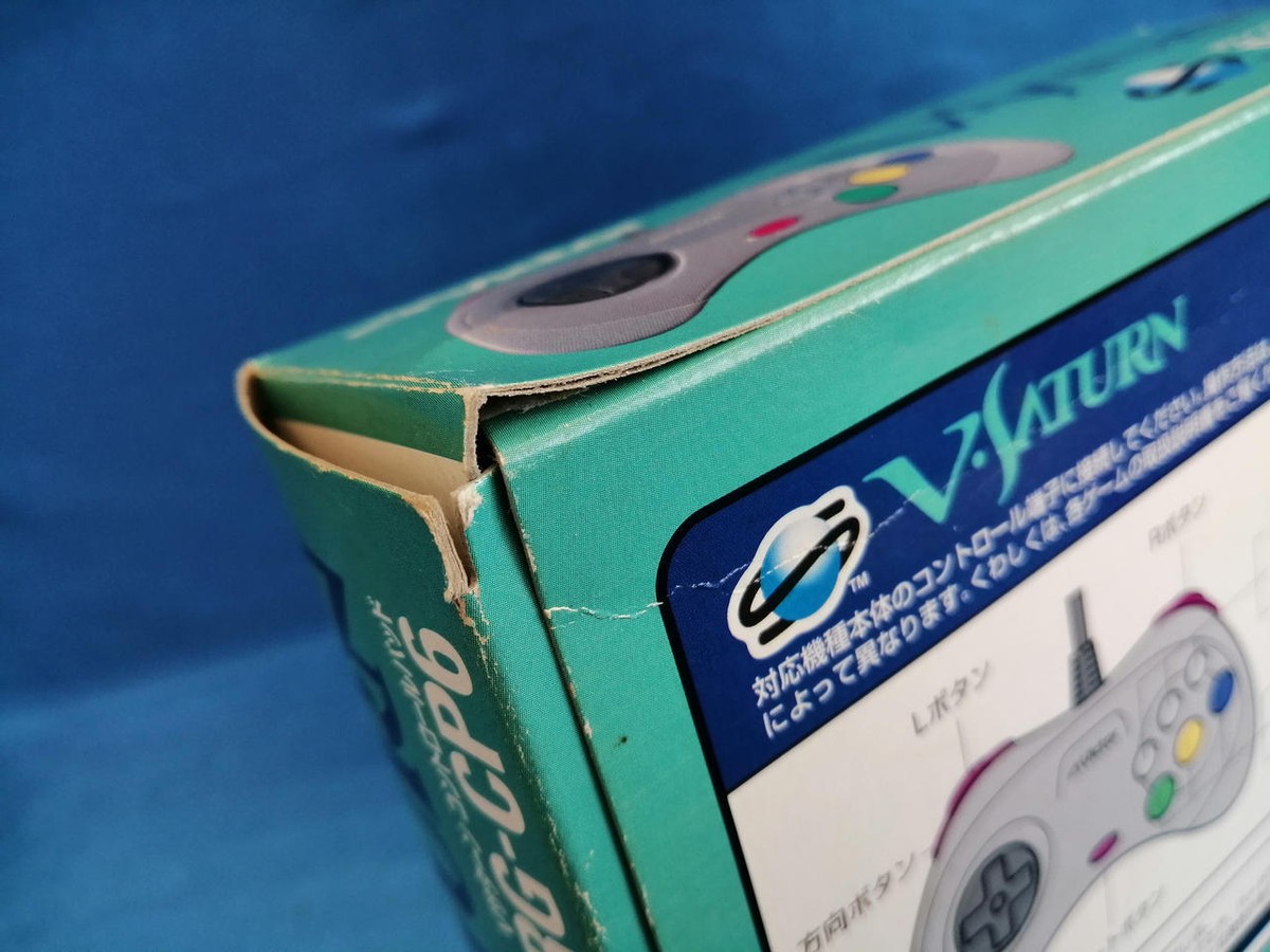 Manette Sega Saturn Control Pad Victor - Version Japonaise - Légèrement Jaunie - Bon état - Origine Japon