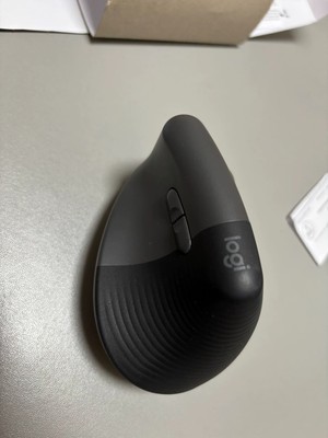 99%NEW LOGITECH LIFT VERTICAL ERGONOMIC MOUSE COLOR GRAPHITE 910-006466