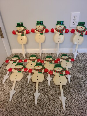Vintage Snowman Blow Mold Plastic Christmas Yard Lawn Stakes Lot of 11.