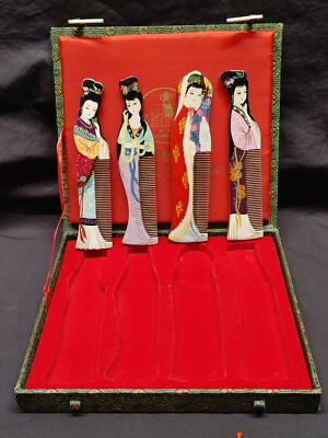 Changzhou Comb Factory Vintage Wood Painted Combs Set Of 4 