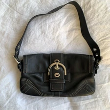 Vintage Coach Soho Buckle Leather Stitch Baguette Shoulder Purse Black Silver