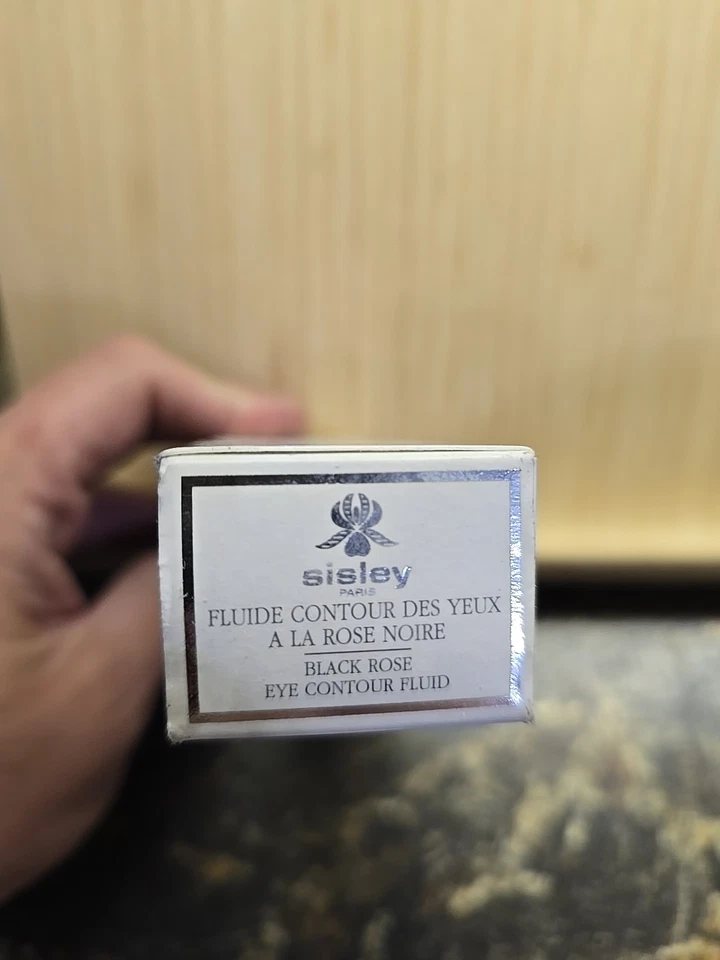 Sisley 黑玫瑰眼部修容液 0.47 盎司全新开箱和仅损坏盒 — 第 4/4 张图片