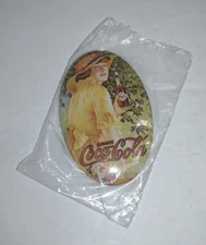 1973 Coca Cola Pocket Purse Mirror Memorabilia Advertising