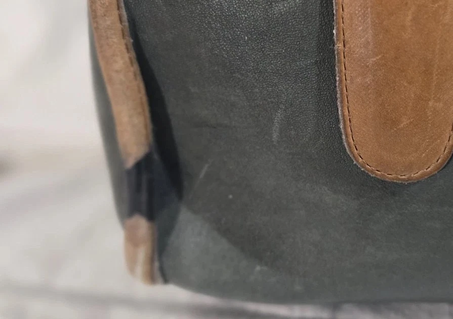 Vintage Coach Madison Spectator Satchel Bag Green Tan Leather Missing Strap - Image 3 of 4