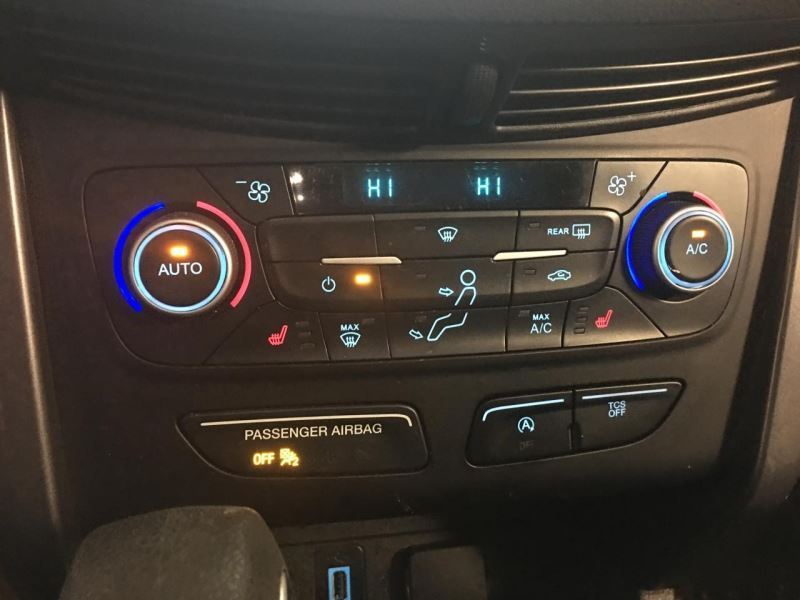 Audio Equipment Radio Control Panel 8.0