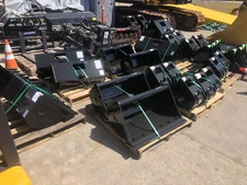 CP Ditching & Grading Bucket 36" 3T Bucket quick connect 027 ( price per bucket)