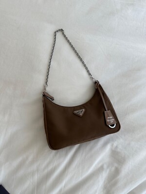 Prada Re-edition 2005 Nylon bag in Cocoa, preowned 
