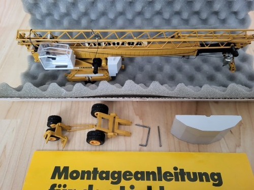 Liebherr 32 K gru a intervento rapido gru da arrampicata gru per costruzioni edili gru Conrad 1:50 IMBALLO ORIGINALE - Foto 3 di 3