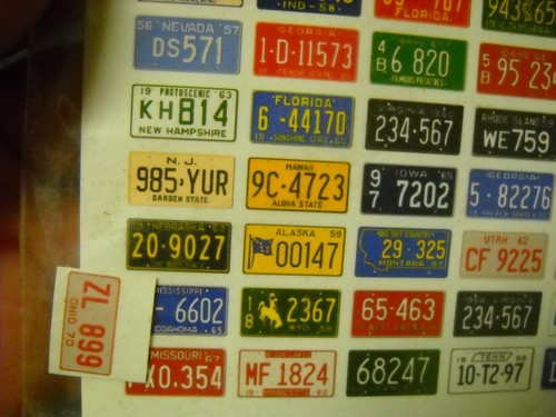 1:18 Scale US & Canada State Model Car License Plates Decal Cut Peel Stickers - Picture 9 of 12
