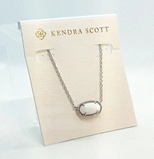New Kendra Scott Elisa Pendant Silver Necklace In White Pearl