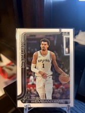 2025-26 Topps Flagship Basketball - Victor Wembanyama #195 - Mint Condition