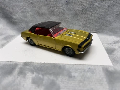 VINTAGE CORGI TOY CAR "CHEVROLET CAMERO SS" GOLD-REMOVABLE  TOP & WHEELS - CLEAN