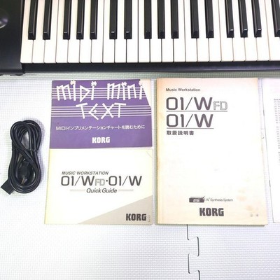 KORG 01/W FD Music Workstation Synthesizer Keyboard 61-Key Tested