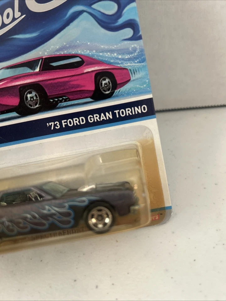 Ford Gran Torino Blue Flames 12/30 Spectrafrost Hot Wheels Cool Classics '73  Foto 2 de 4