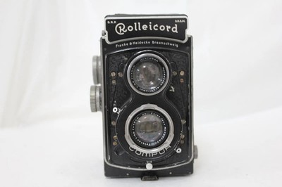 Rolleicord Twin-Lens Film Camera Carl Zeiss Jena Triotar f/3.5