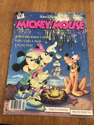 Walt Disney's Mickey Mouse Magazine Summer 1990 A Pluto Story Mickey and Minnie