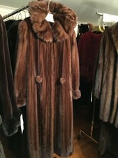 Chicago Fur Mart Size 16.brand New Demi Buff Female Mink Coat W/hood $18.000.00