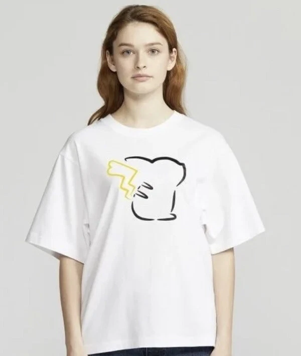 uniqlo pokemon pikachu