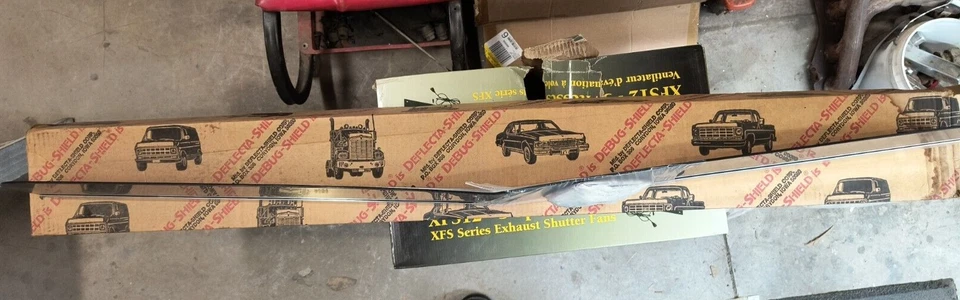 Nuevo de Lote Antiguo Deflecta-Shield 4017 SC 48" Gris Bug Shield 1978-82 Dodge D50 Plymouth Arrow Foto 2 de 4