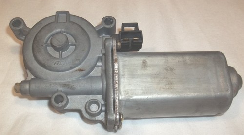 1992-1999 PONTIAC OLDSMOBILE BUICK CADILLAC WINDOW MOTOR PASSENGER FRONT DOOR // - Picture 3 of 4