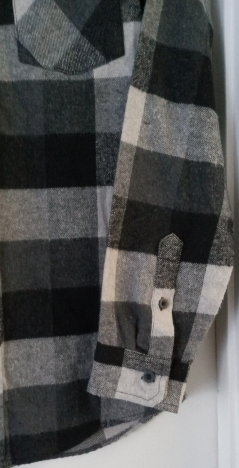 Picture 2 of 4