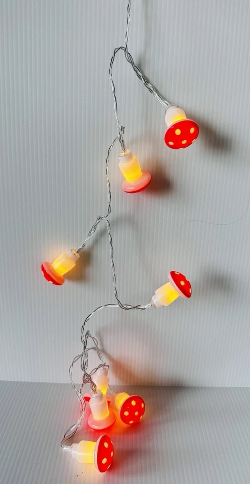 Cadena de luces de setas rojas y blancas a pilas caja dañada probada funciona Foto 3 de 4