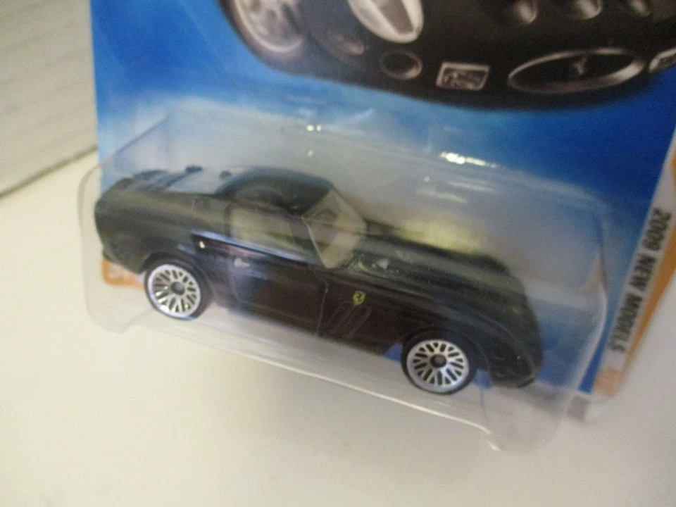 Ferrari 250 GTO 2009 Hot Wheels nuevos modelos - 05/42 - sin usar, en caja/nuevo Foto 2 de 3