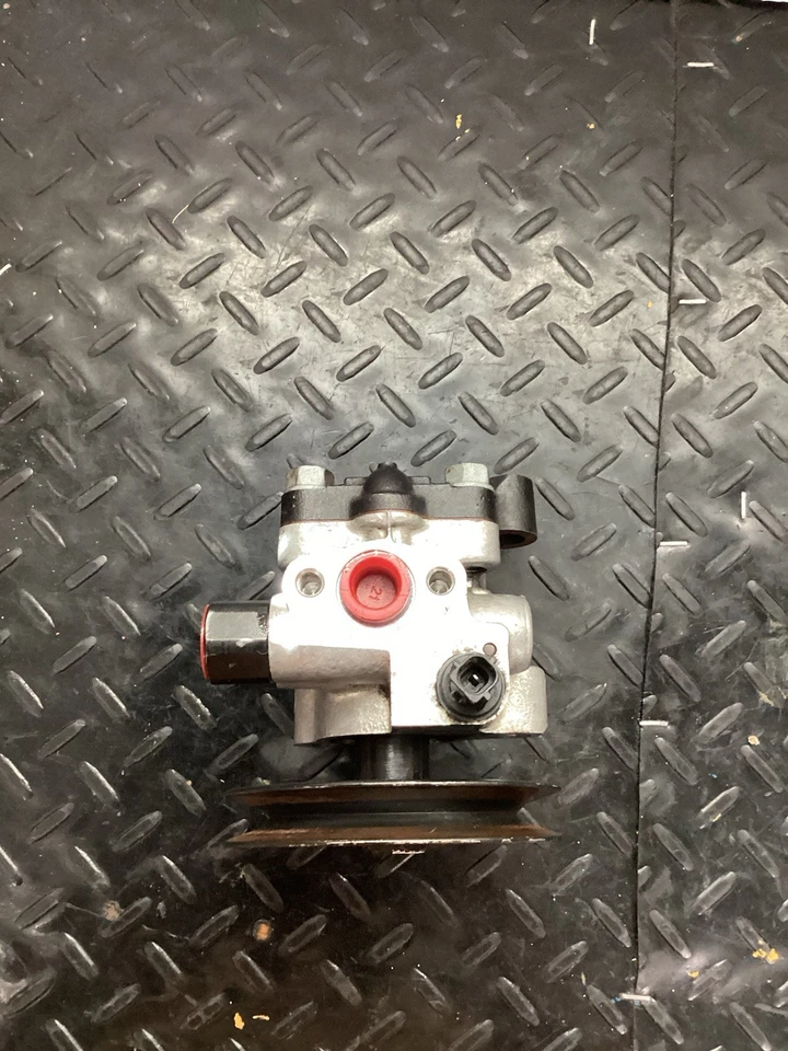 Bomba de dirección asistida OEM 2006-2011 Kia Rio5 57100-1G000 Foto 2 de 4