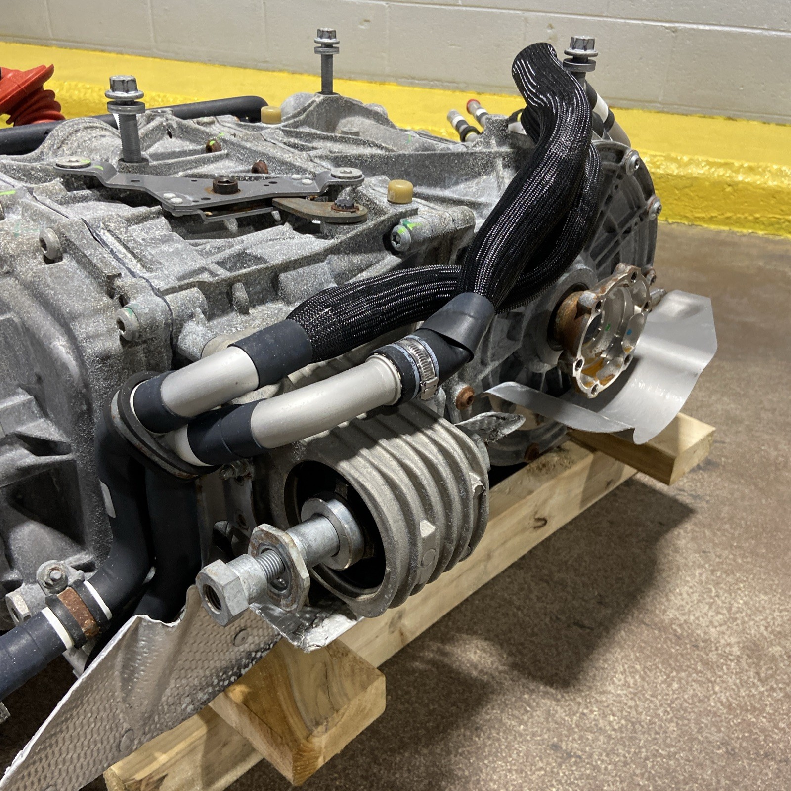 2015-2018 Ferrari California T RWD Automatic Transmission 3k Miles OEM *NOTE*