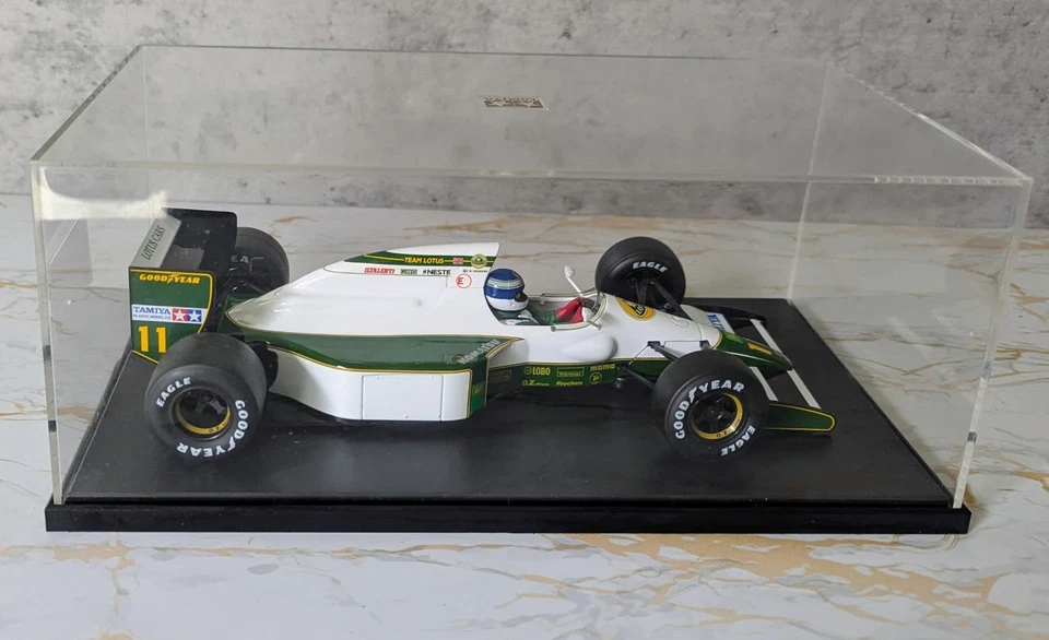 Tamiya Lotus type 102B Die Cast Model 1:20 Scale Collectors Club Komatsu Boxed  - Image 4 of 4